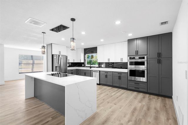 302 TIMBERCOVE CIRCLE, Longwood, FL 32779