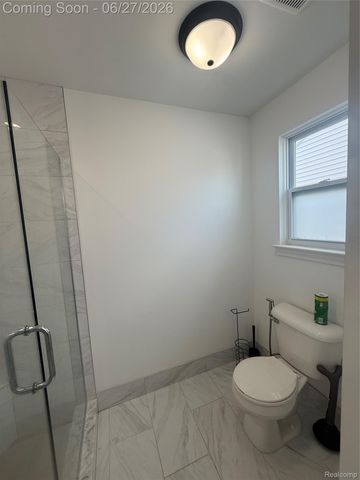 11849 Hines Place Drive, Livonia, MI 48150
