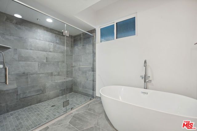 1746 Garfield Place 102, Los Angeles, CA 90028