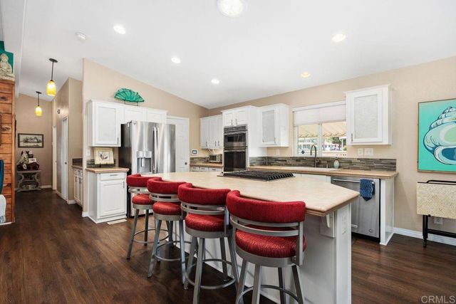 1600 E. Vista Way 40, Vista, CA 92084