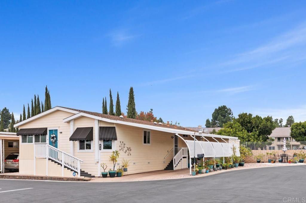 1600 E. Vista Way 40, Vista, CA 92084