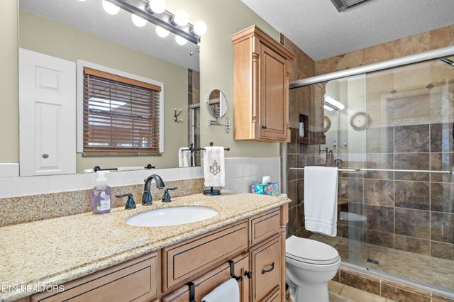 1321 Crestwood Drive, Louisville, TN 37777