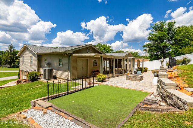 1321 Crestwood Drive, Louisville, TN 37777