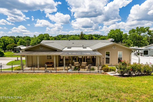 1321 Crestwood Drive, Louisville, TN 37777