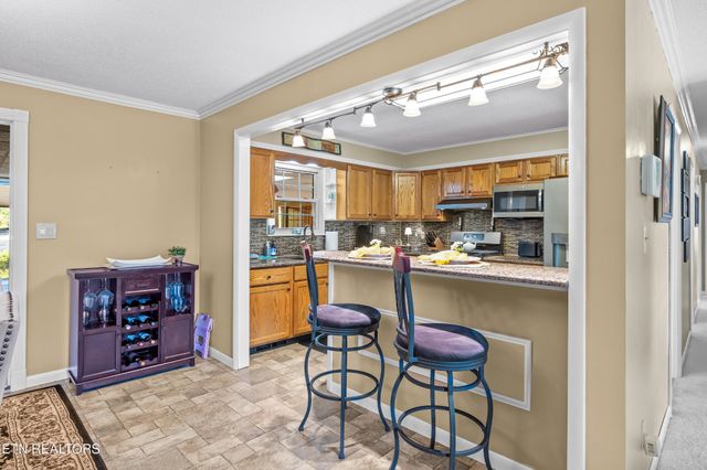 1321 Crestwood Drive, Louisville, TN 37777