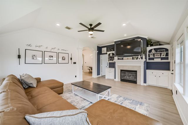 3536 Bayou Forest Drive, La Porte, TX 77571