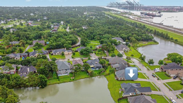 3536 Bayou Forest Drive, La Porte, TX 77571
