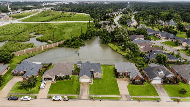 3536 Bayou Forest Drive, La Porte, TX 77571