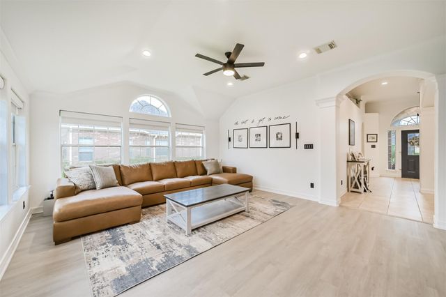 3536 Bayou Forest Drive, La Porte, TX 77571