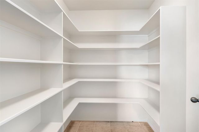 24243 Red Deer Drive, Huffman, TX 77336