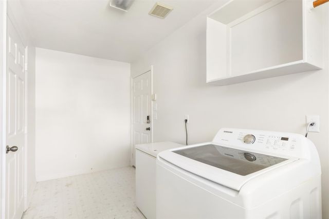 24243 Red Deer Drive, Huffman, TX 77336