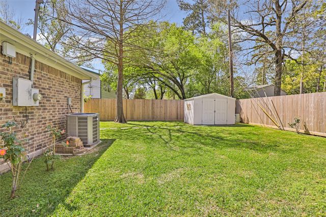 24243 Red Deer Drive, Huffman, TX 77336