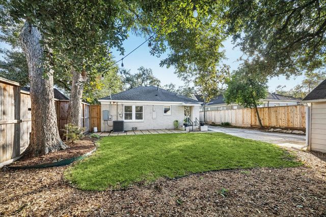 1402 Vassar Street, Houston, TX 77006