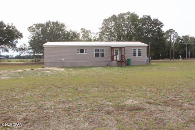5008 3rd Avenue, Malone, FL 32445