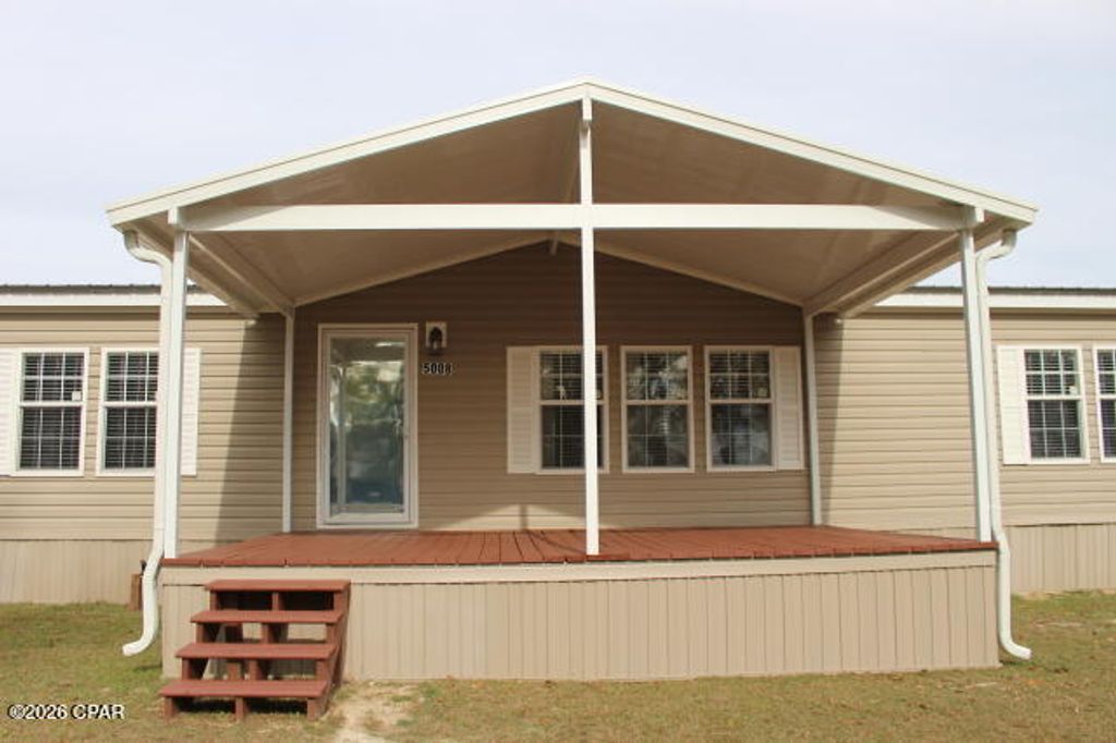 5008 3rd Avenue, Malone, FL 32445