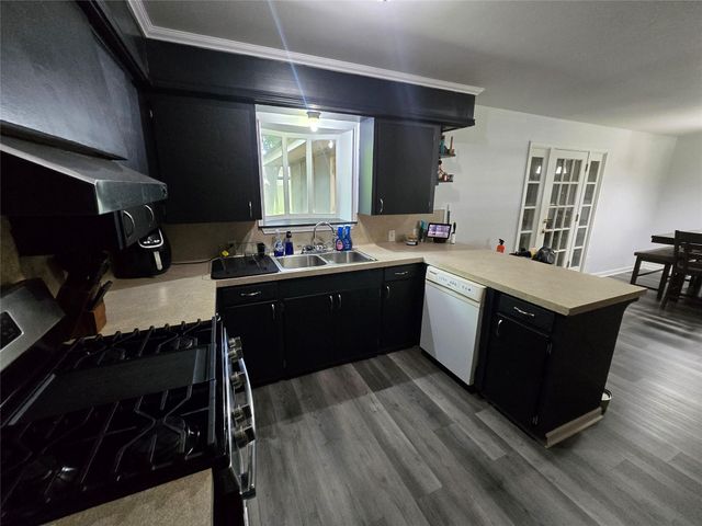 2209 Linwood Lane, Bay City, TX 77414