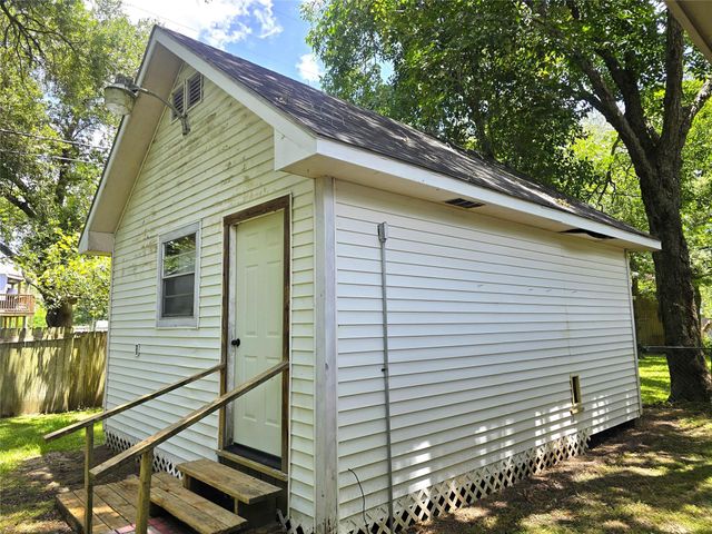2209 Linwood Lane, Bay City, TX 77414