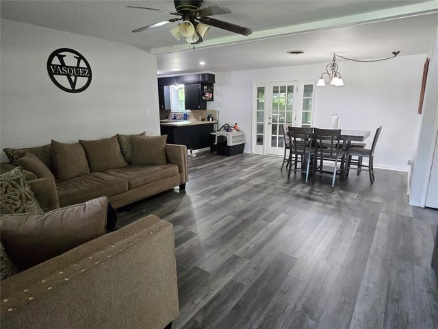 2209 Linwood Lane, Bay City, TX 77414