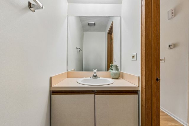 2007 N Coldspring Road, Arlington Heights, IL 60004