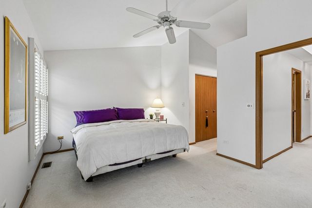 2007 N Coldspring Road, Arlington Heights, IL 60004
