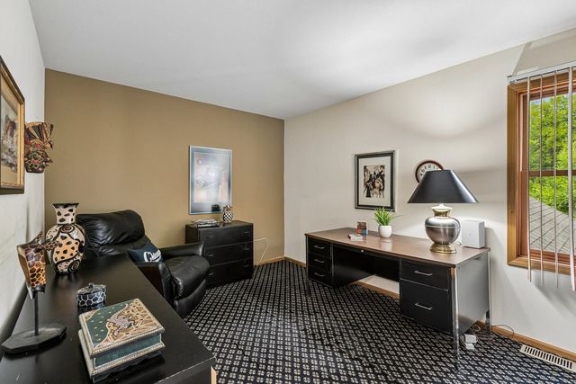 2007 N Coldspring Road, Arlington Heights, IL 60004