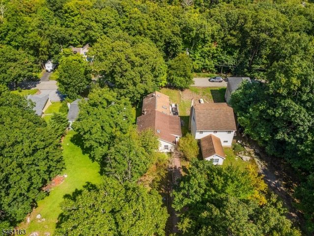 25 Tansboro Rd, West Milford Twp., NJ 07421