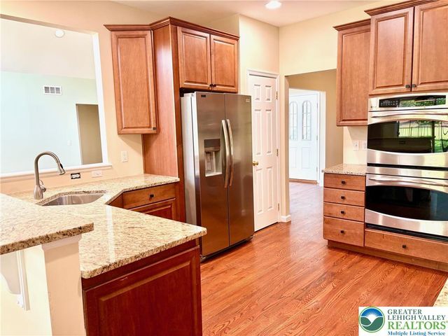 4469 Lisa Lane, Lower Macungie Twp, PA 18103