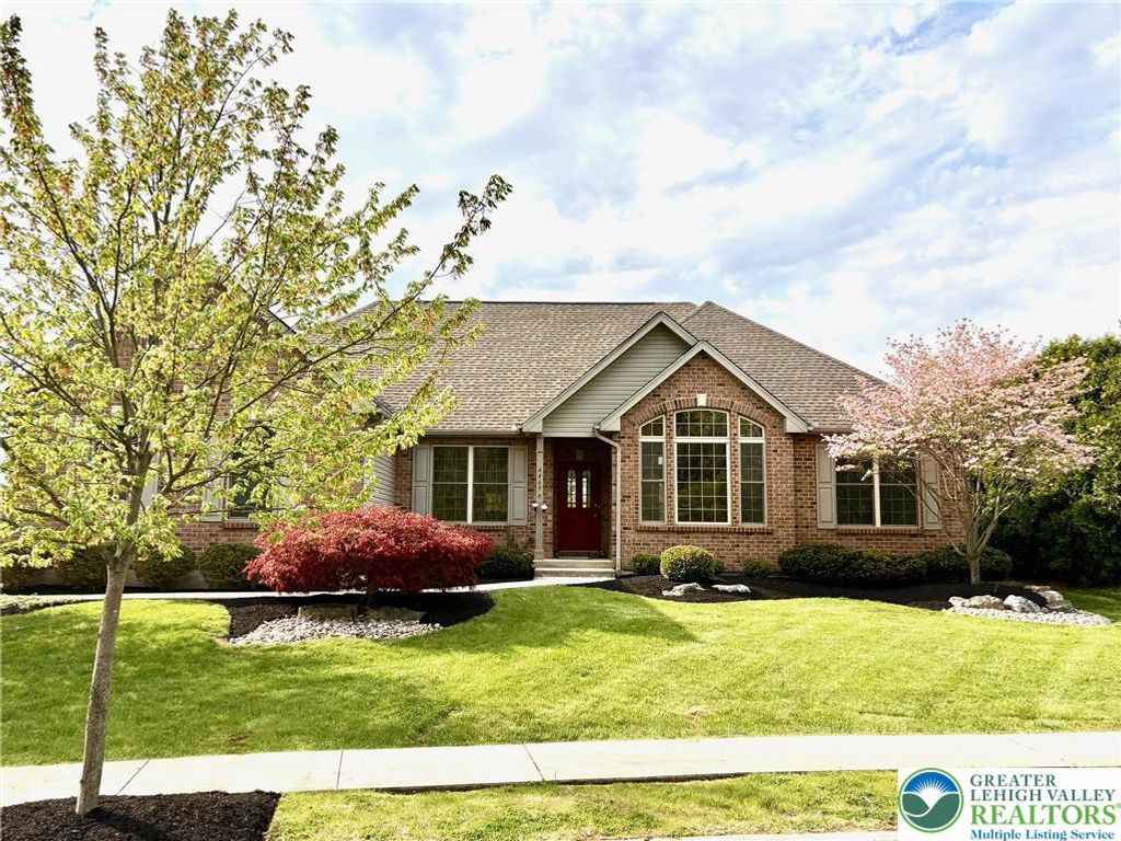 4469 Lisa Lane, Lower Macungie Twp, PA 18103