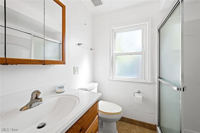 6485 Buckingham Drive, Parma, OH 44129