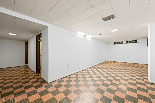 6485 Buckingham Drive, Parma, OH 44129