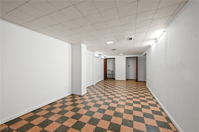 6485 Buckingham Drive, Parma, OH 44129