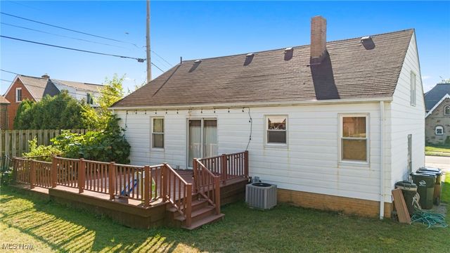 6485 Buckingham Drive, Parma, OH 44129