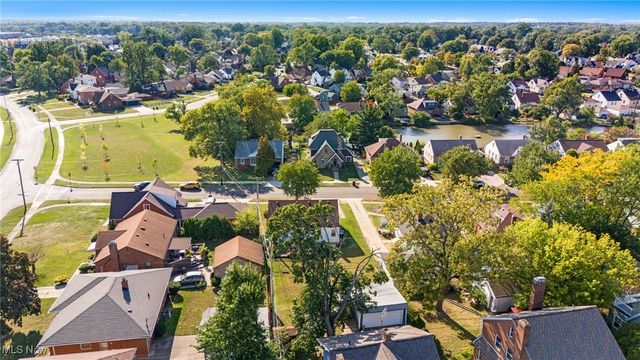 6485 Buckingham Drive, Parma, OH 44129