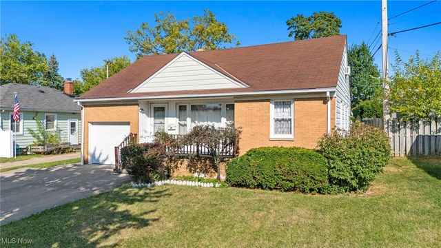 6485 Buckingham Drive, Parma, OH 44129