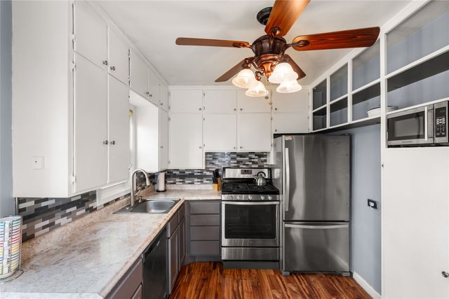 418 60th Street, Des Moines, IA 50312