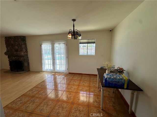979 N Gardena, Rialto, CA 92376