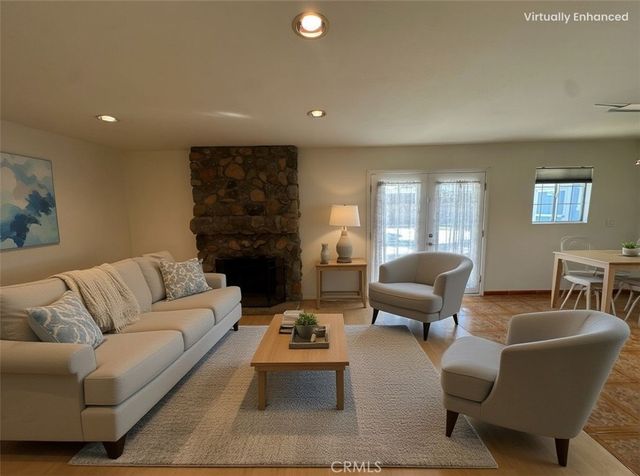 979 N Gardena, Rialto, CA 92376