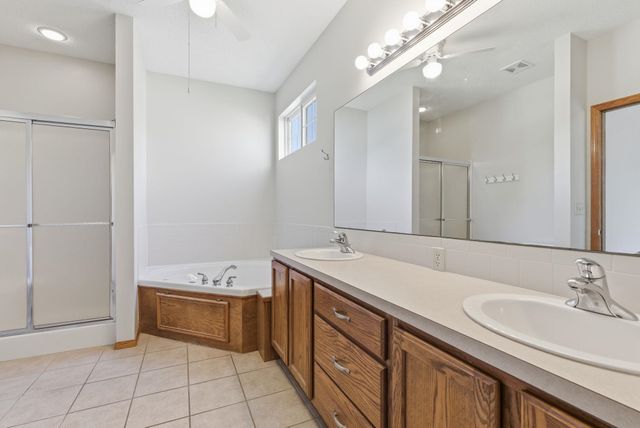2326 N Covington St, Wichita, KS 67205