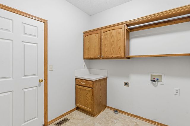 2326 N Covington St, Wichita, KS 67205