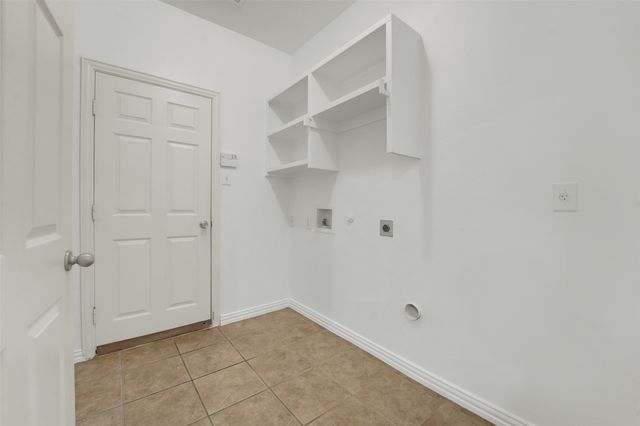 701 Walnut Bend Drive, Mansfield, TX 76063
