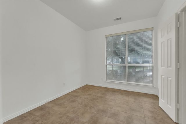 701 Walnut Bend Drive, Mansfield, TX 76063