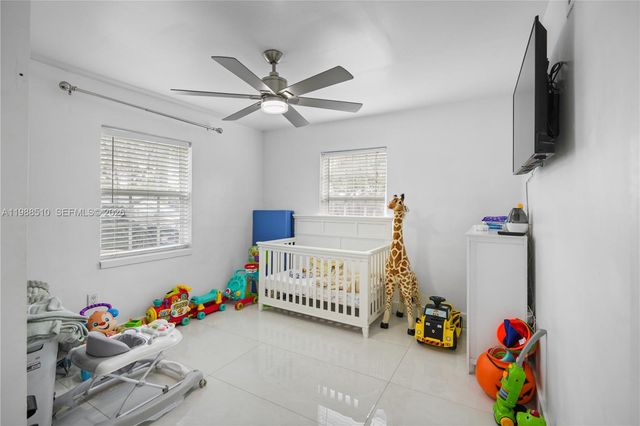 1803 SW 43rd Way, Fort Lauderdale, FL 33317