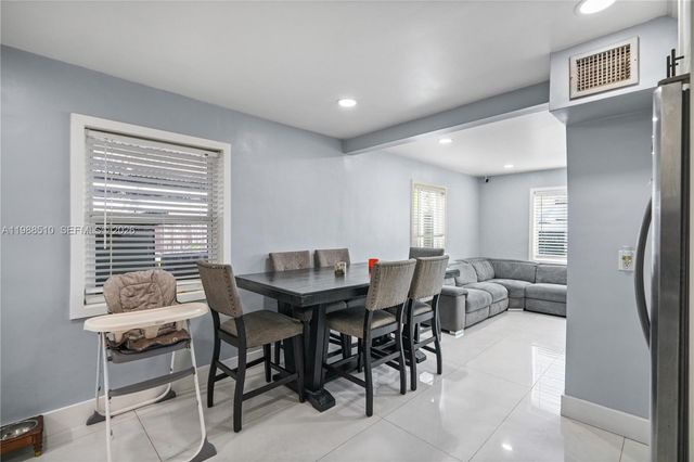 1803 SW 43rd Way, Fort Lauderdale, FL 33317