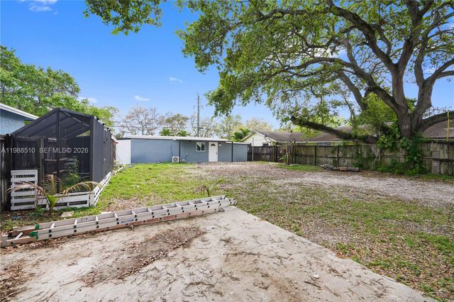 1803 SW 43rd Way, Fort Lauderdale, FL 33317