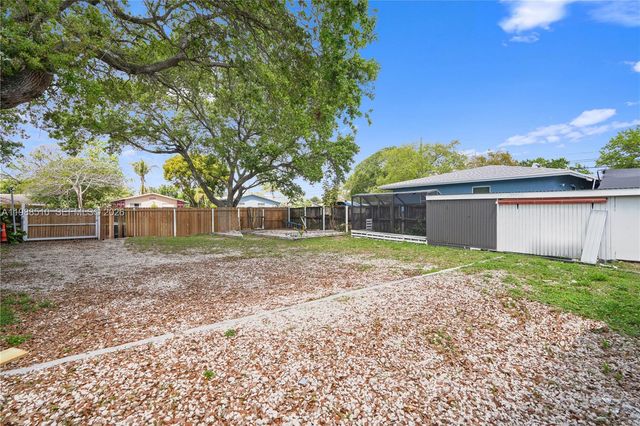 1803 SW 43rd Way, Fort Lauderdale, FL 33317