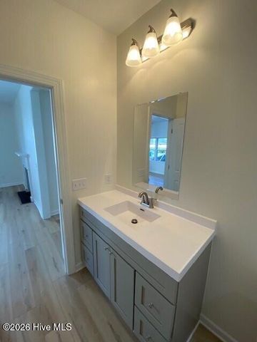 1011 S 7th Street, Wilmington, NC 28401