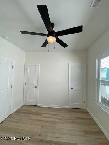 1011 S 7th Street, Wilmington, NC 28401
