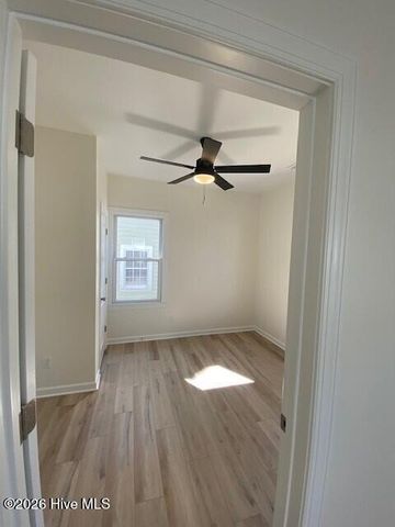 1011 S 7th Street, Wilmington, NC 28401