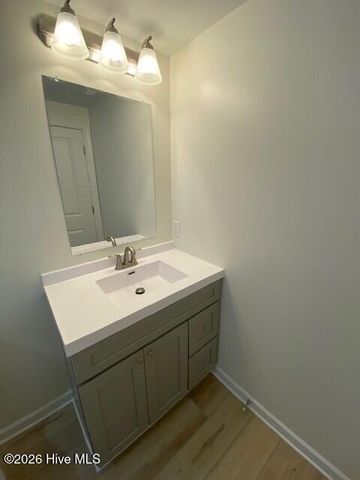 1011 S 7th Street, Wilmington, NC 28401