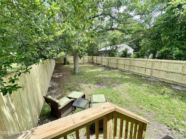 1011 S 7th Street, Wilmington, NC 28401
